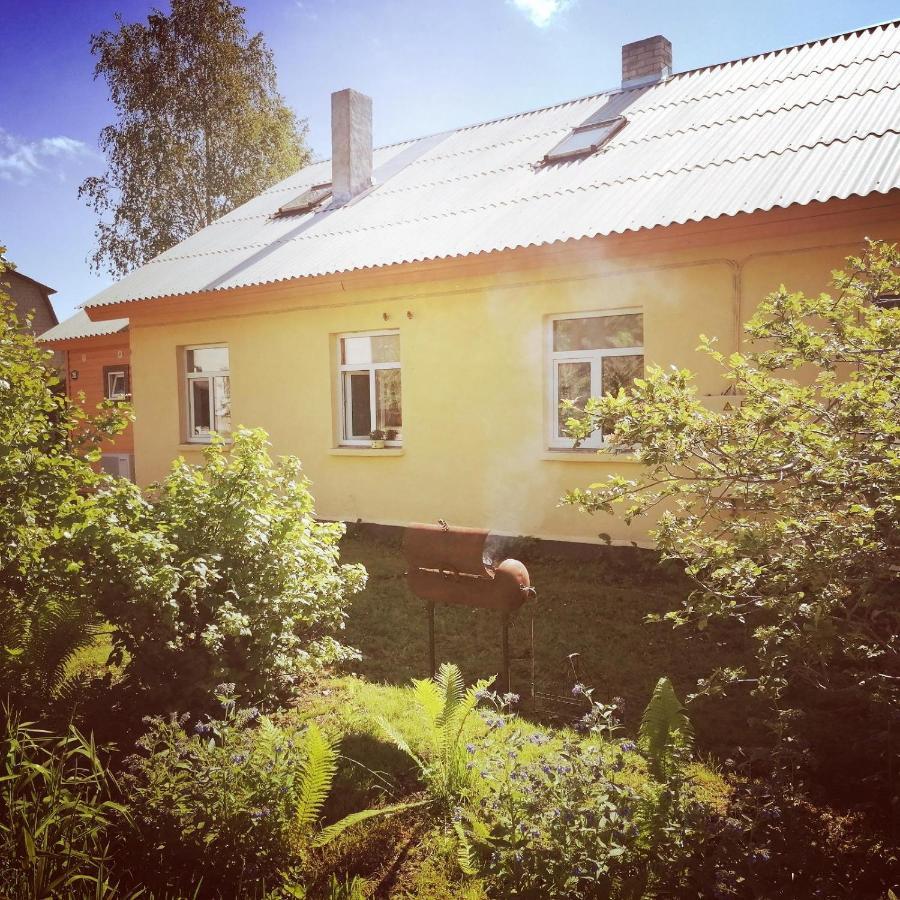 Kaerdla Retrovisiit Helmi Apartment Екстериор снимка